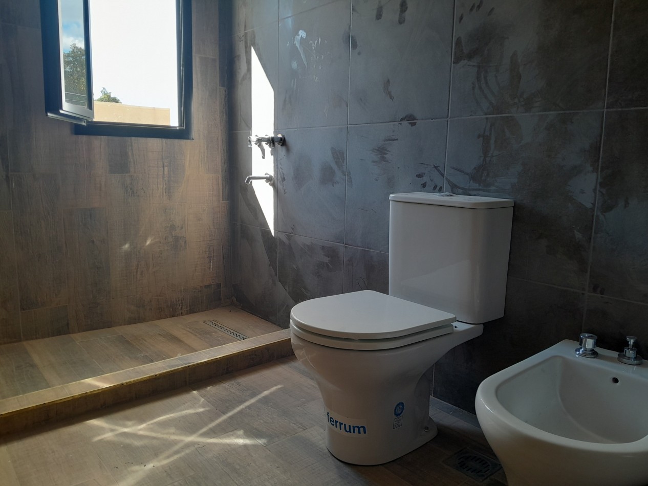 CASA A ESTRENAR DE 3 DORMITORIOS - VILLA CATALINA - ETAPA CAMPOS VERDES