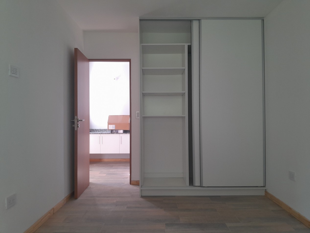 VENDO CASA A ESTRENAR DE 2 DORMITORIOS - VILLA CATALINA - ETAPA ECO CATALINA