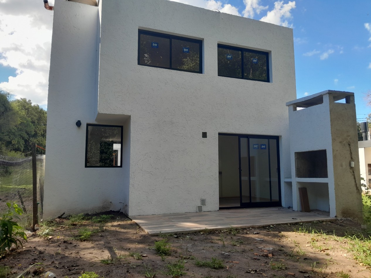 VENDO CASA A ESTRENAR DE 2 DORMITORIOS - VILLA CATALINA - ETAPA ECO CATALINA