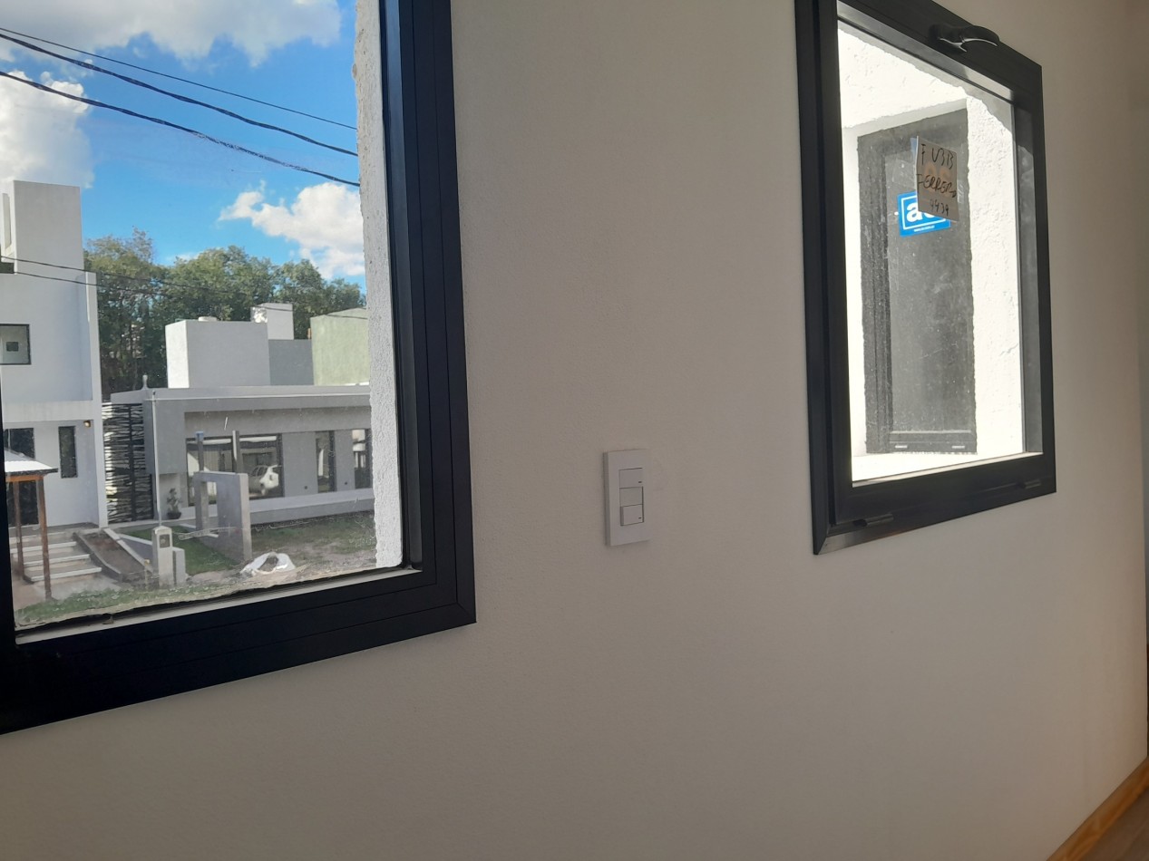 VENDO CASA A ESTRENAR DE 2 DORMITORIOS - VILLA CATALINA - ETAPA ECO CATALINA