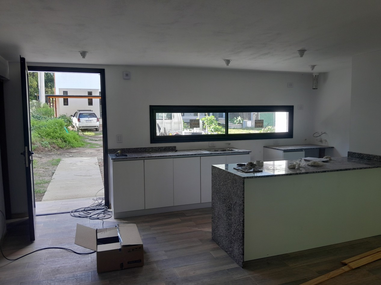 VENDO CASA A ESTRENAR DE 2 DORMITORIOS - VILLA CATALINA - ETAPA ECO CATALINA