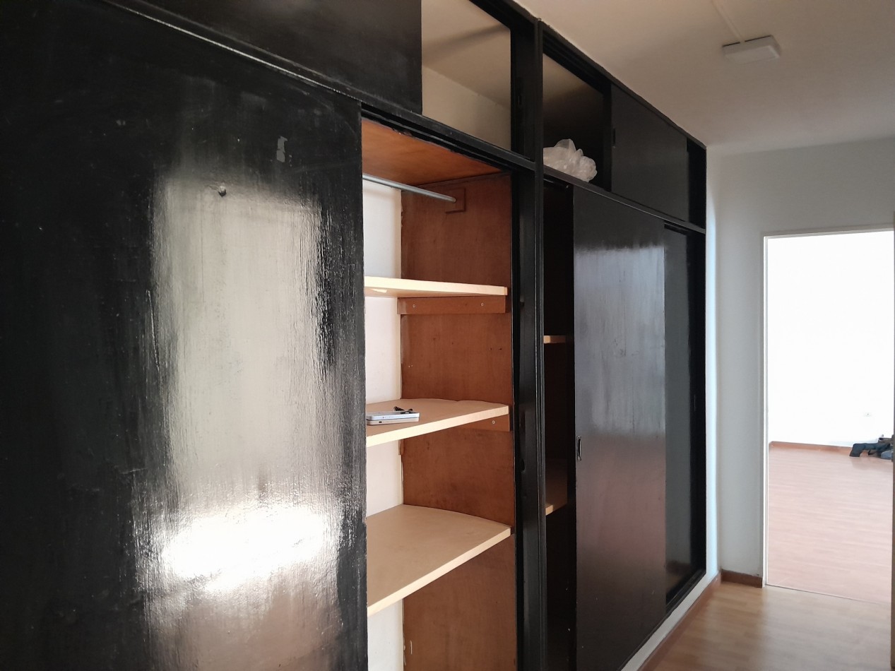 ALQUILO DEPARTAMENTO 2 DORM. + COCHERA RECICLADO. B° SAN MARTIN