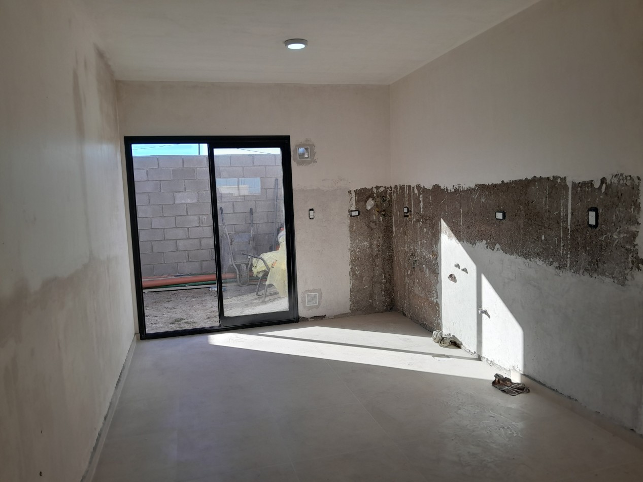 VENDO DUPLEX 2 DORM. Y 2 BAÑOS DOCTA CENTRAL. A ESTRENAR!!