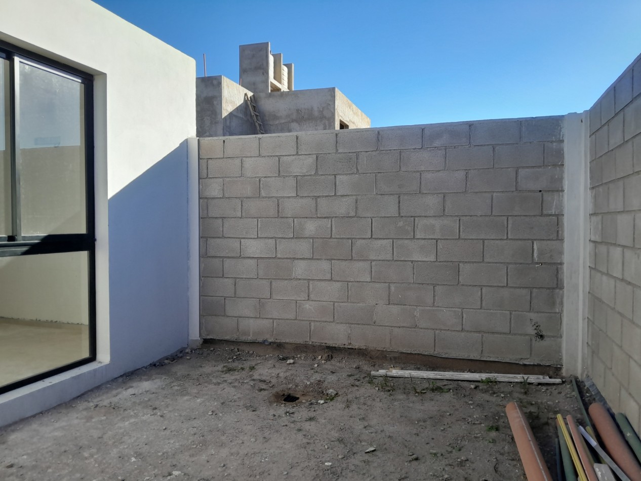 VENDO DUPLEX 2 DORM. Y 2 BAÑOS DOCTA CENTRAL. A ESTRENAR!!