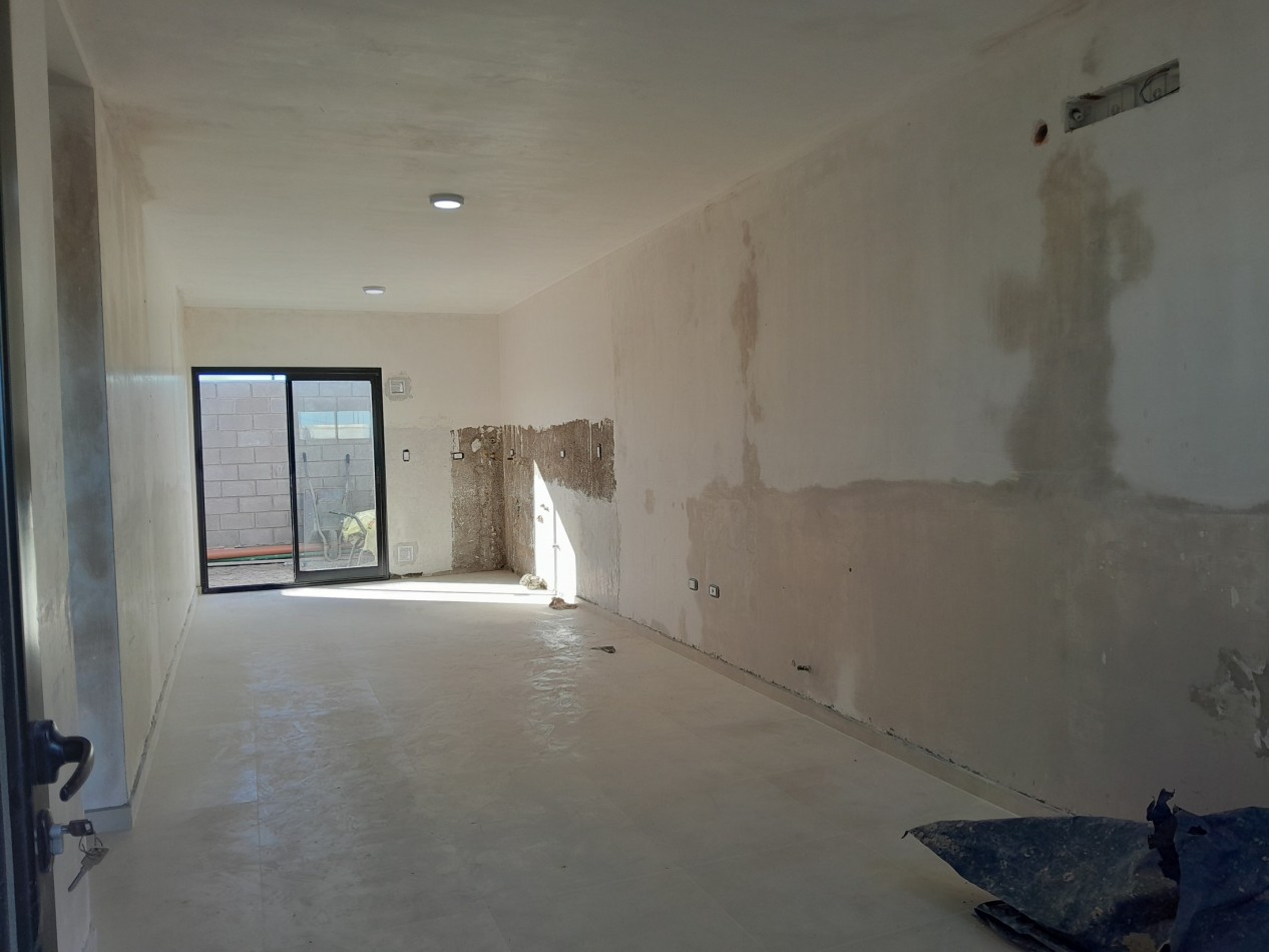 VENDO DUPLEX 2 DORM. Y 2 BAÑOS DOCTA CENTRAL. A ESTRENAR!!