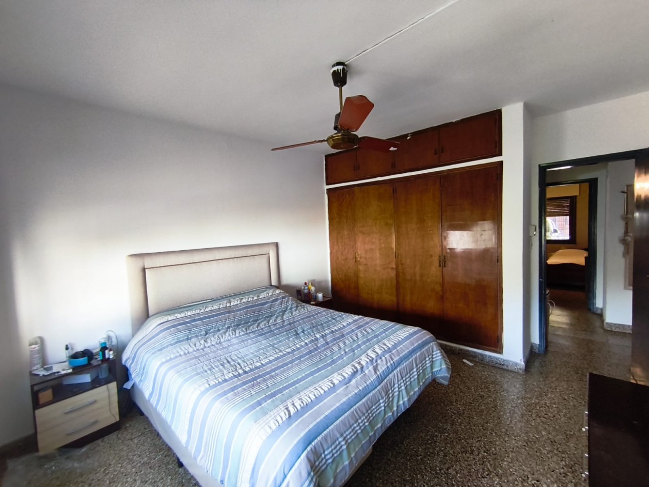 VENDO CASA 2 DORM. B° VILLA MARTA. ESCRITURA