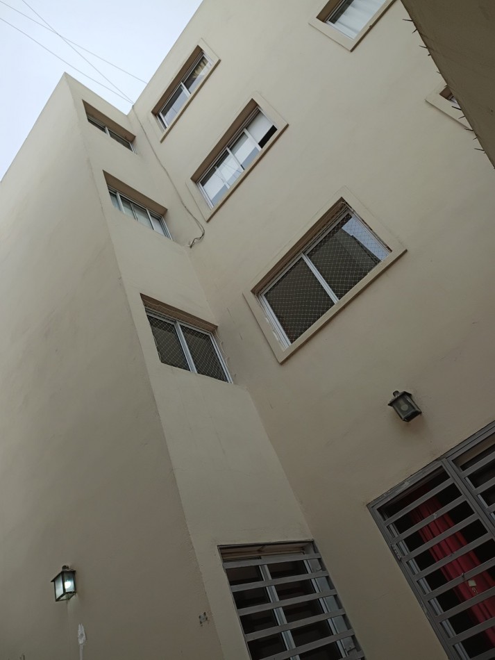 ALQUILO DEPTO 1 DORM. CON 2 PATIOS. B° ALTO ALBERDI