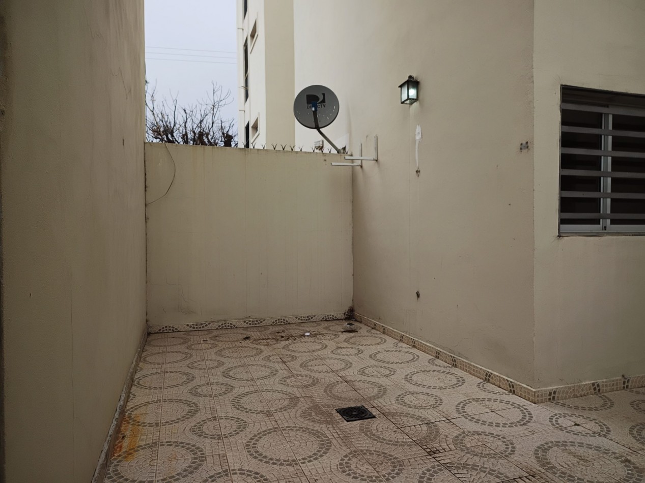 ALQUILO DEPTO 1 DORM. CON 2 PATIOS. B° ALTO ALBERDI