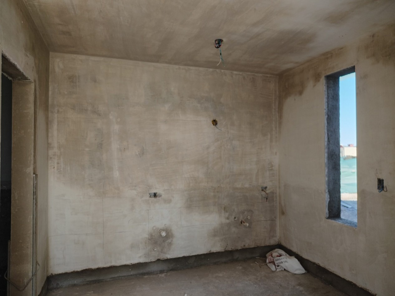 VENDO CASA 3 DORM. + OFICINA A ESTRENAR B° BELA VISTA. 