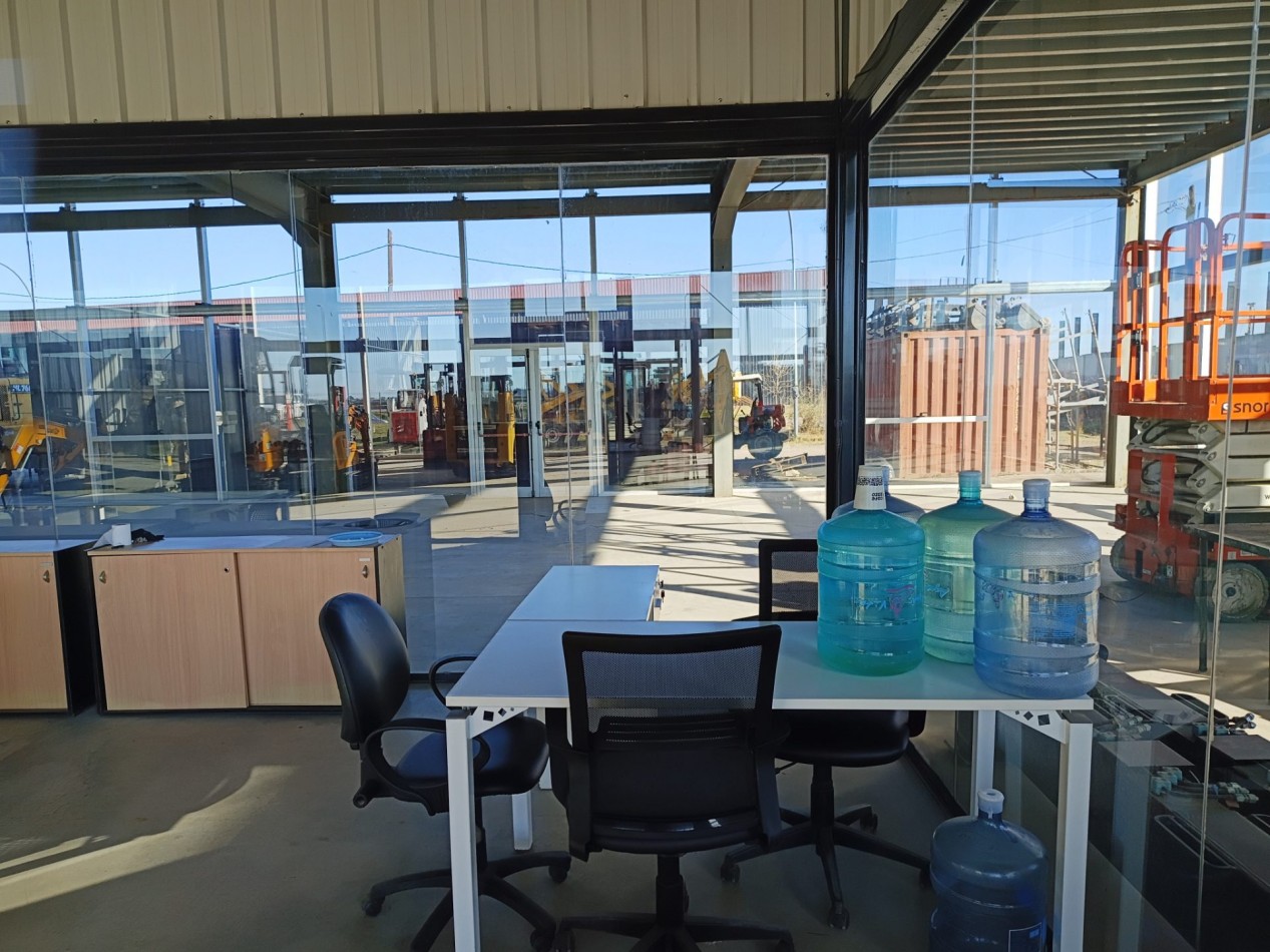 ALQUILER - LOCAL 420 M² FRENTE A RUTA 9 | POLO 52