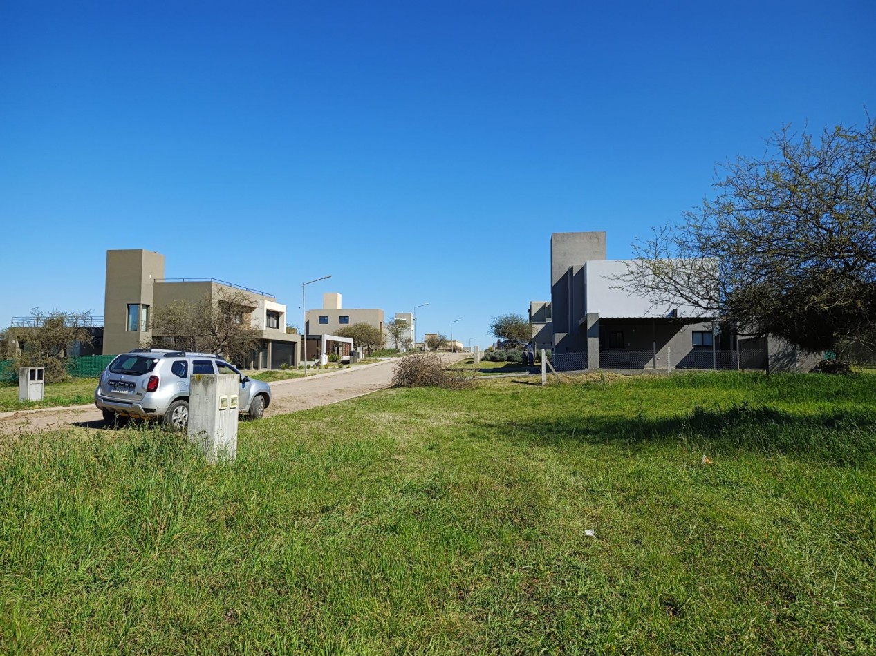 VENDO LOTE 1.223 m² - BELA VISTA