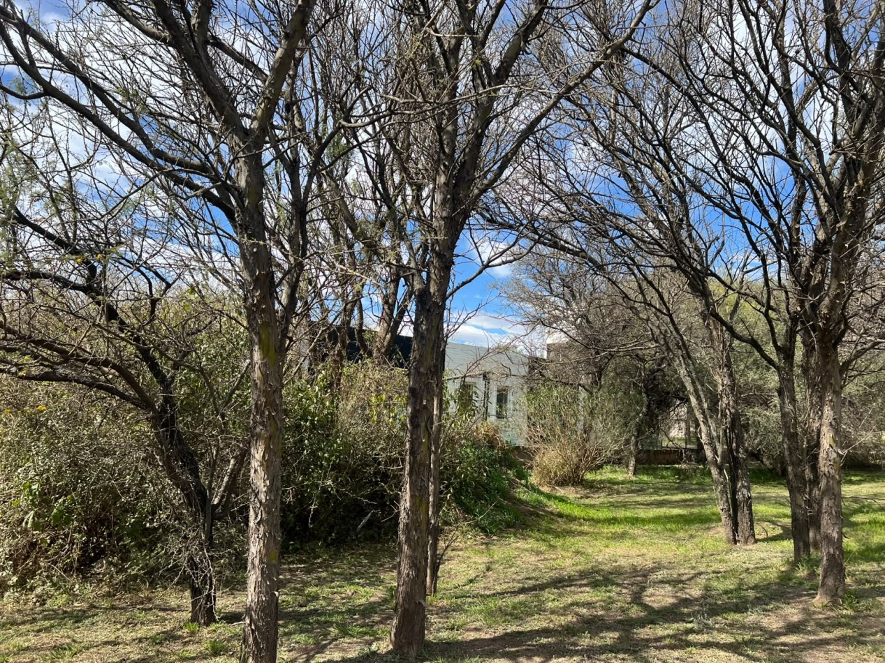Lote en venta Valle del Golf. 863 m2. 