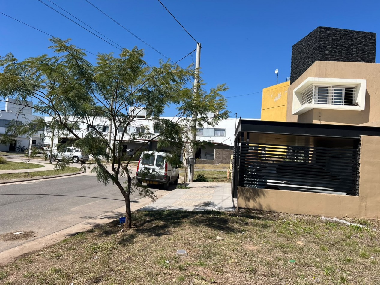 LOTE EN VENTA VALLE CERCANO. LOS JUEGOS. CON ESCRITURA. APTO DUPLEX. 