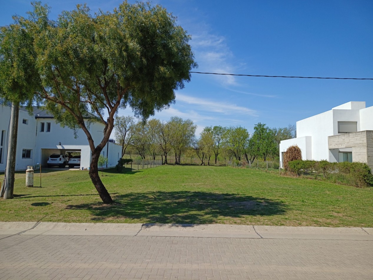 VENDO LOTE 1.380 M2 COUNTRY LAS CORZUELAS. 1° ETAPA