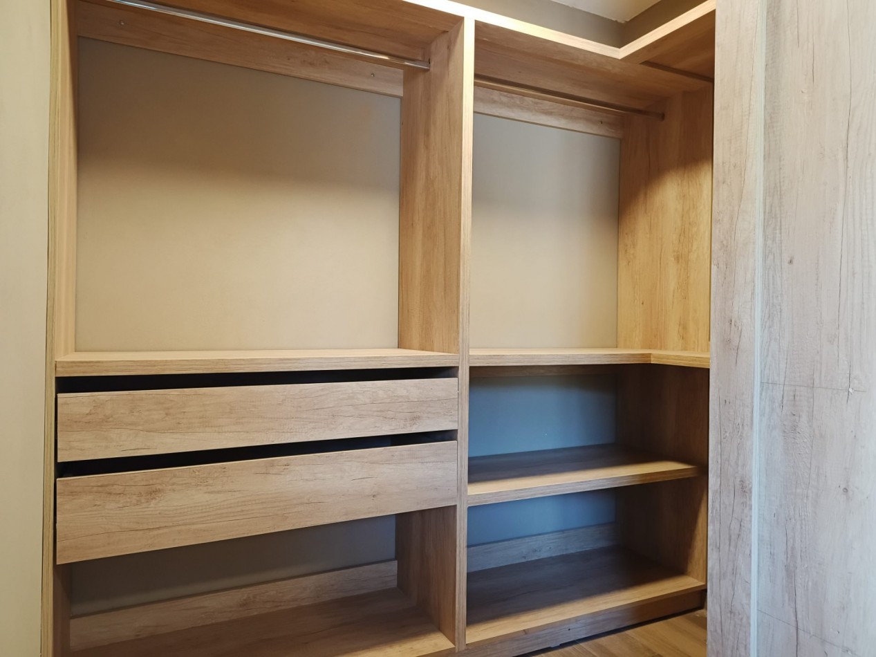 VENDO MODERNA CASA 2 DORMITORIOS A ESTRENAR VILLA CATALINA. APTO CREDITO
