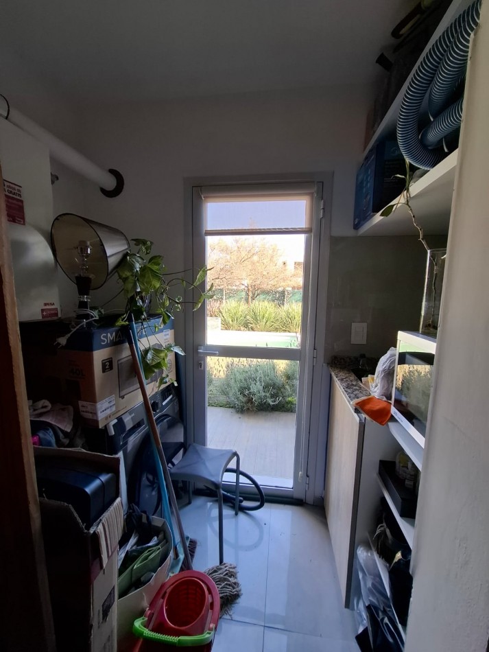 VENDO CASA 2 DORM. VILLA CATALINA PRIMERA ETAPA. ESCRITURA