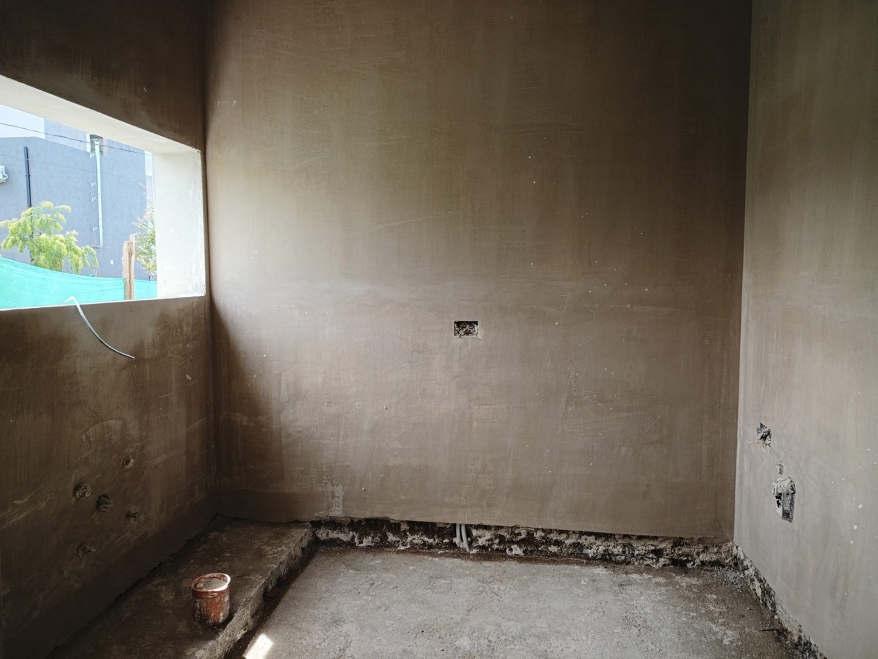 Vendo casa de 3 dormitorios a estrenar en Villa Catalina.
