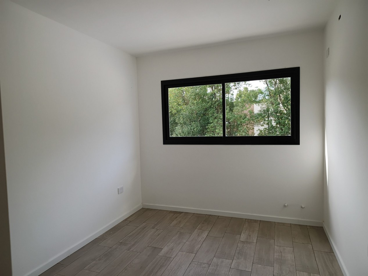 VENDO CASA 3 DORMITORIOS VILLA CATALINA A ESTRENAR