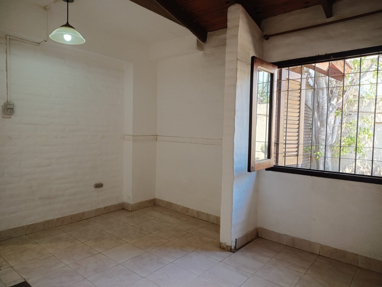 ALQUILER CASA 2 DORM. B° MARQUES DE SOBREMONTE