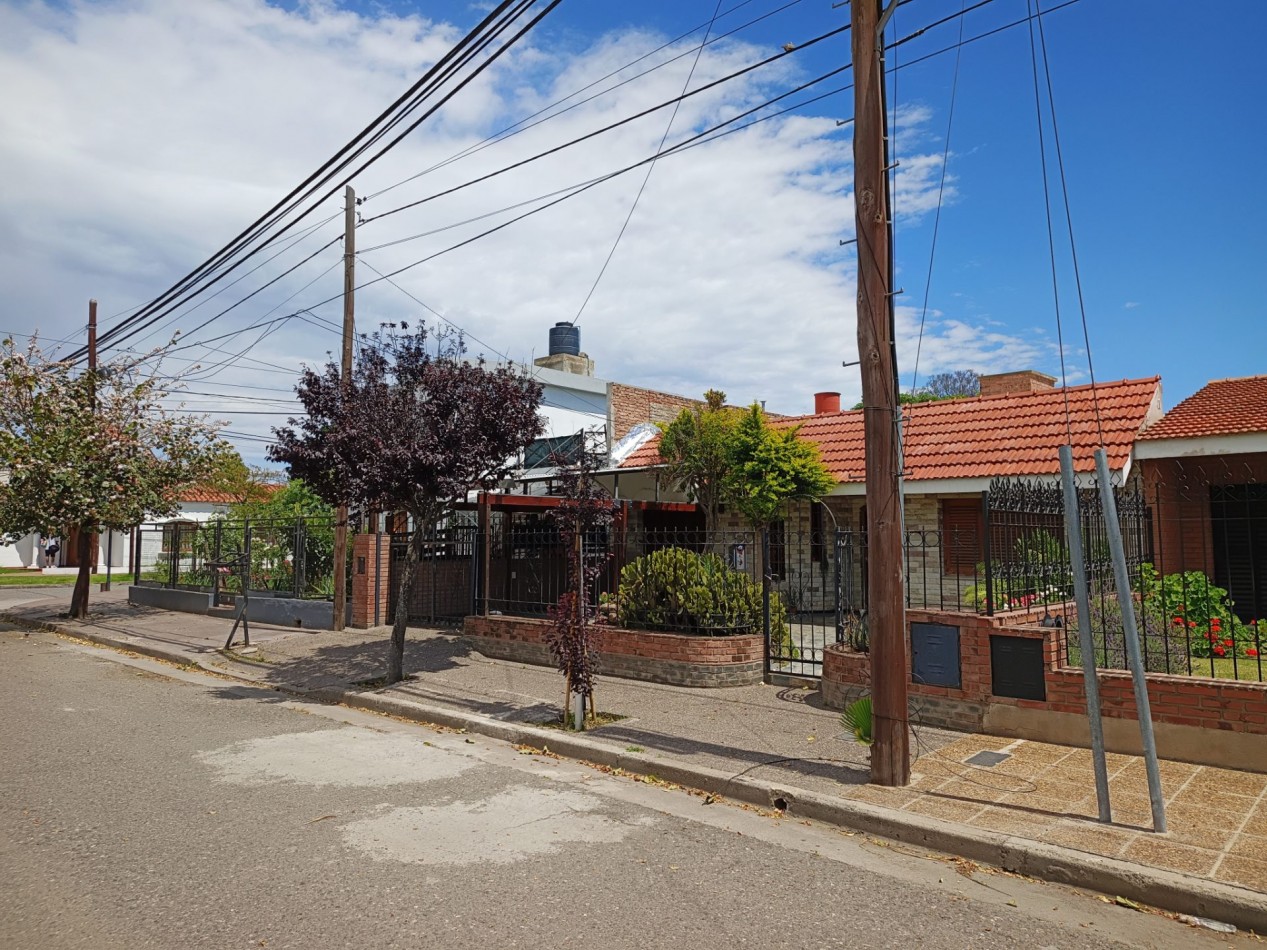ALQUILER CASA 2 DORM. B° MARQUES DE SOBREMONTE