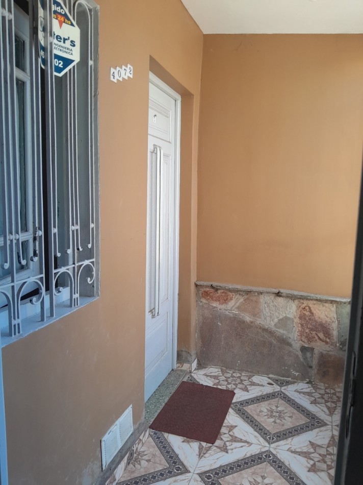 VENDO CASA 3 DORM.+ DEPARTAMENTO. B° TALLERES SUD