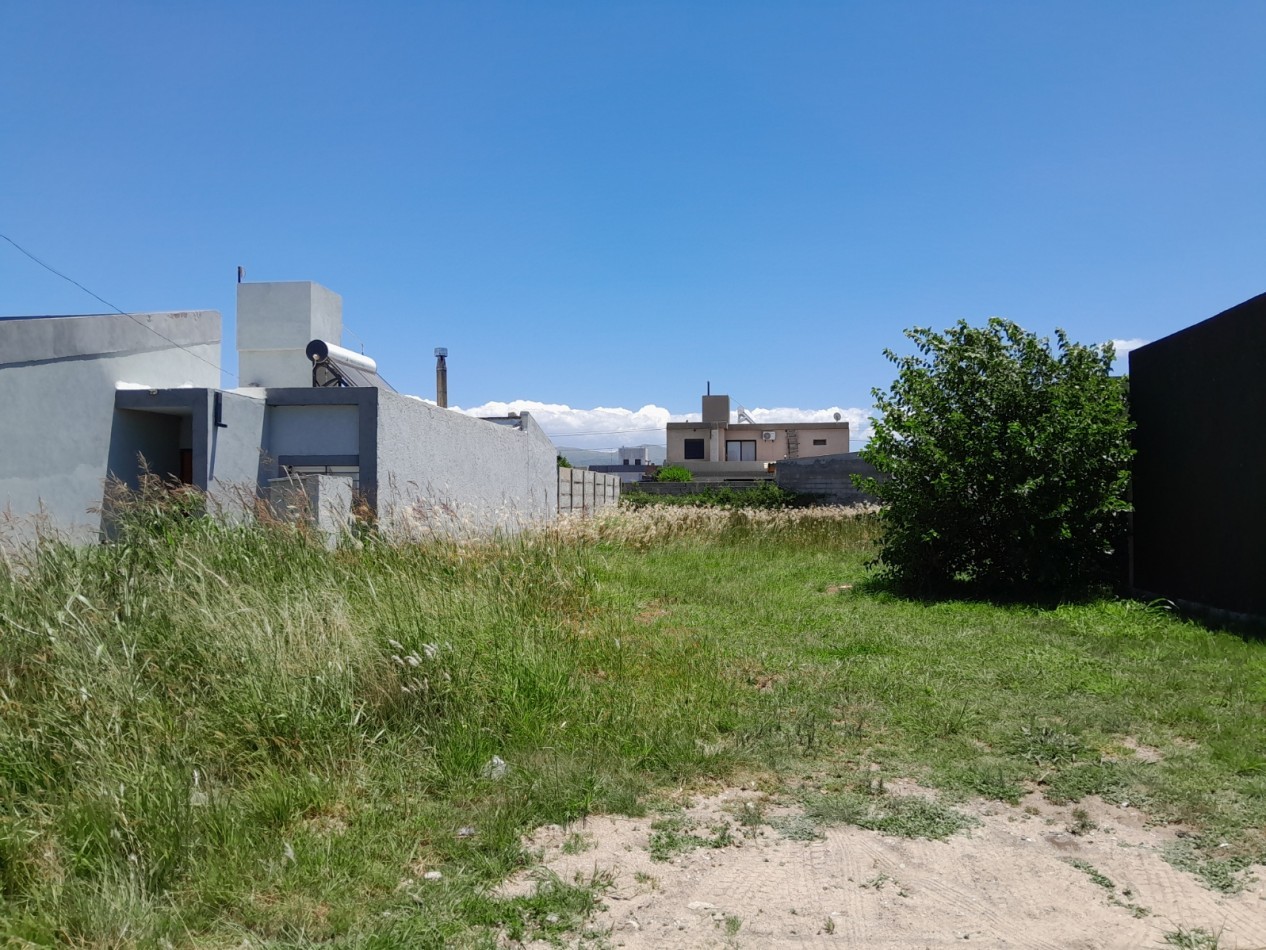 VENDO LOTE 385 M. B° VILLA JUANA, ALTA GRACIA. C/ ESCRITURA.