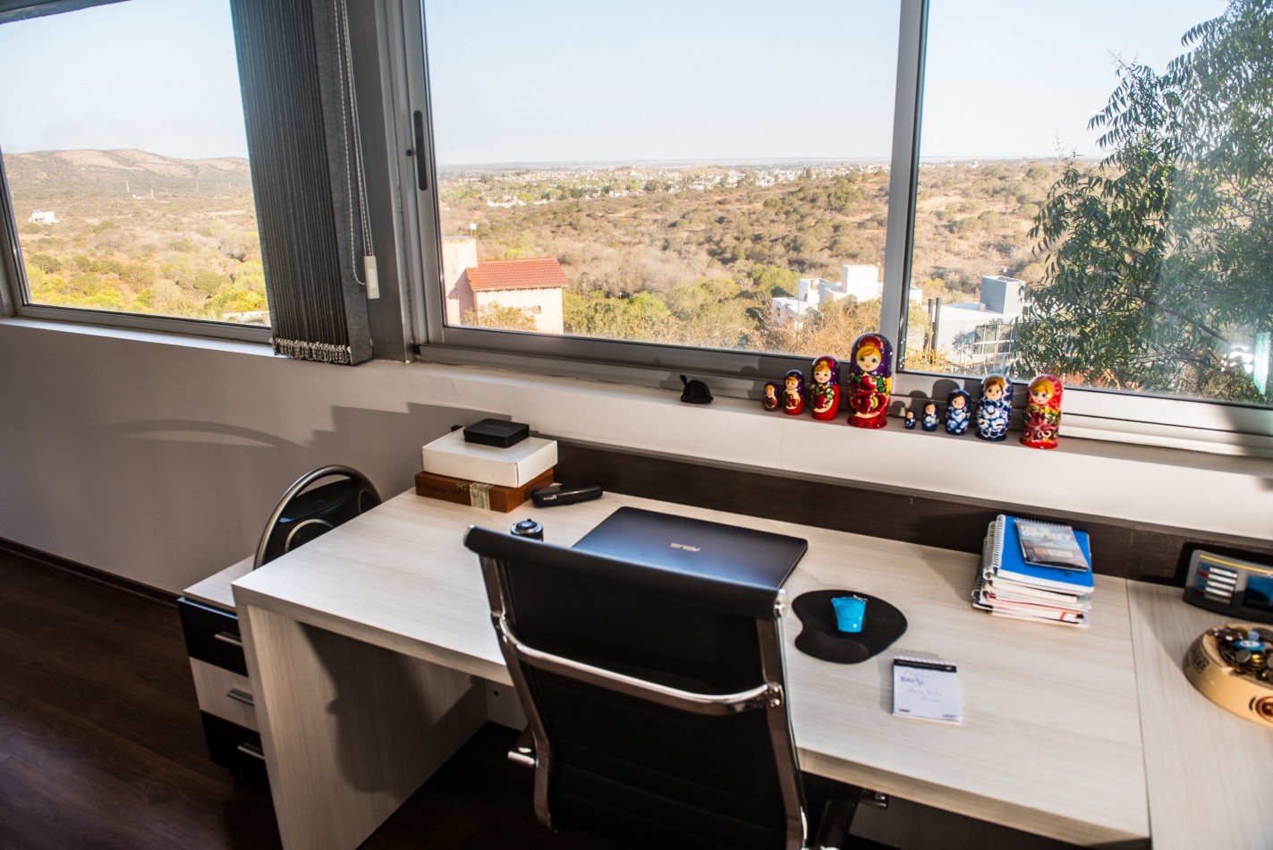 Alquiler Casa de 3 dorm. Semi-Amoblada en Country Tierralta - Barrancas del Sol Este