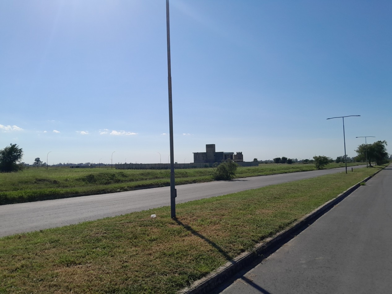 VENTA | LOTE ESQUINA 360 m² - B° Tres Gracias, 2° Etapa