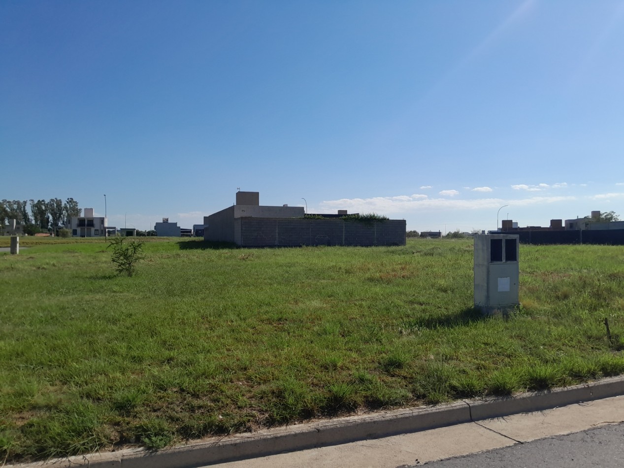 VENTA | LOTE 432 m² - Recibo vehiculo - B° Tres Gracias, 2° Etapa