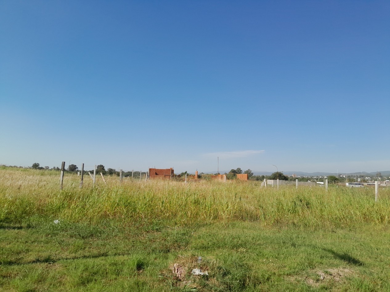 VENTA | LOTE 432 m² - Recibo vehiculo - B° Tres Gracias, 2° Etapa